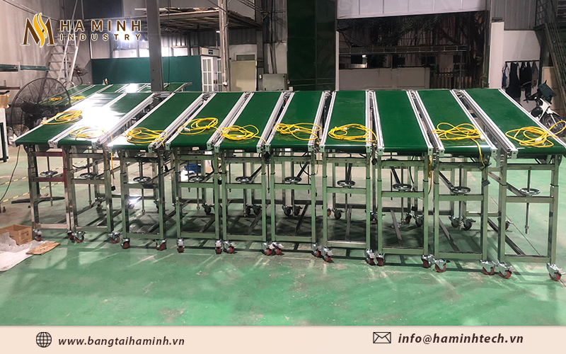 Băng tải PVC nghiêng