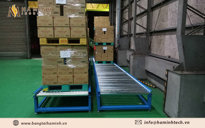 Dàn con lăn giúp vận chuyển hàng hóa nhanh chóng, hiệu quả