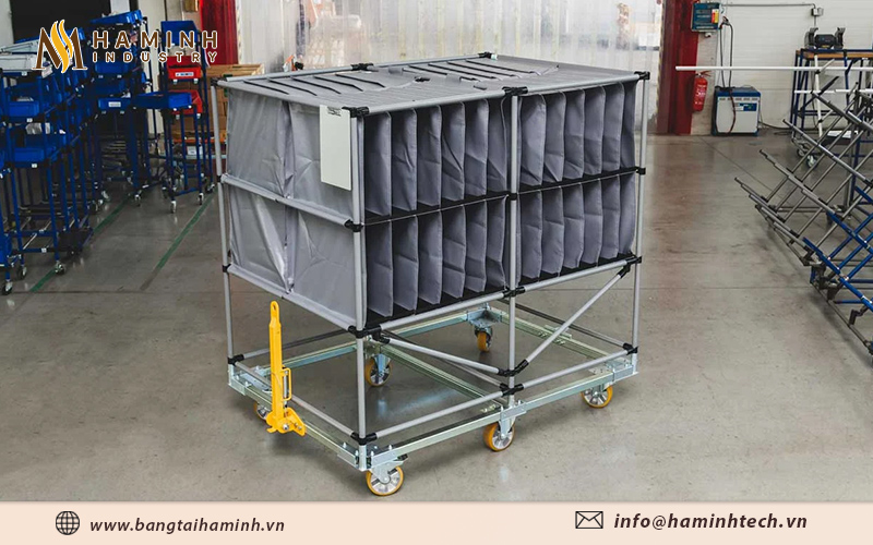 Xe đẩy hàng có thiết kế nhỏ gọn, tối ưu không gian nơi làm việc
