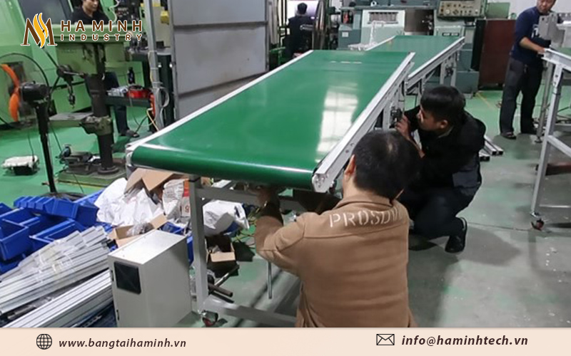 Sản phẩm Băng tải nghiêng PVC