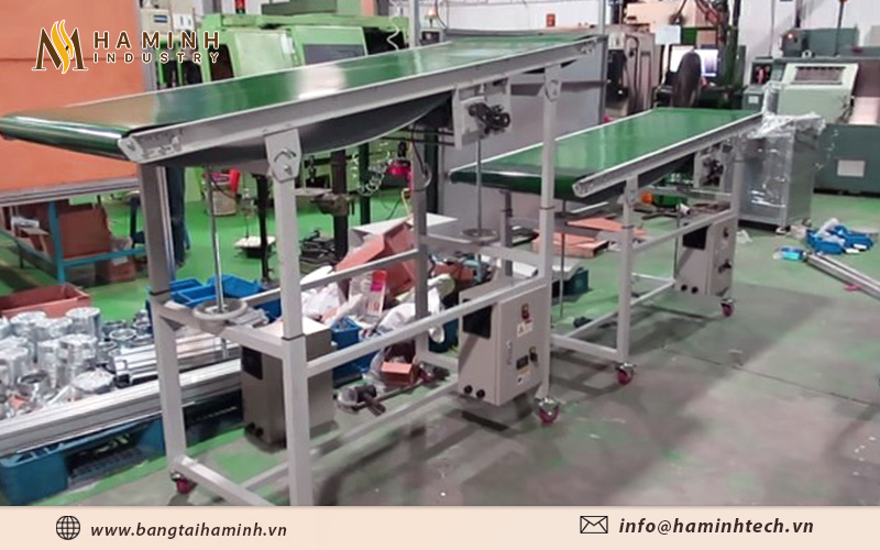Sản phẩm Băng tải nghiêng PVC
