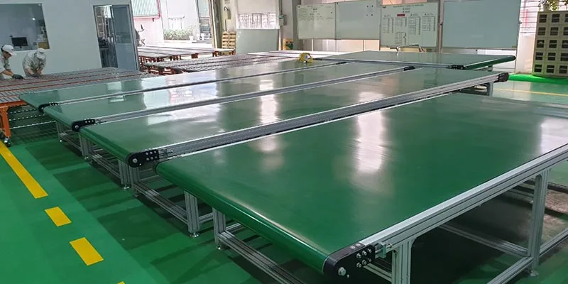Tùy thuộc thiết kế hệ thống băng tải mà có nên bổ sung con lăn hay không