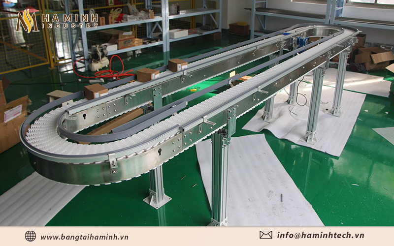 Băng tải xích nhựa nhẹ, dễ lắp đặt và vận hành ổn định